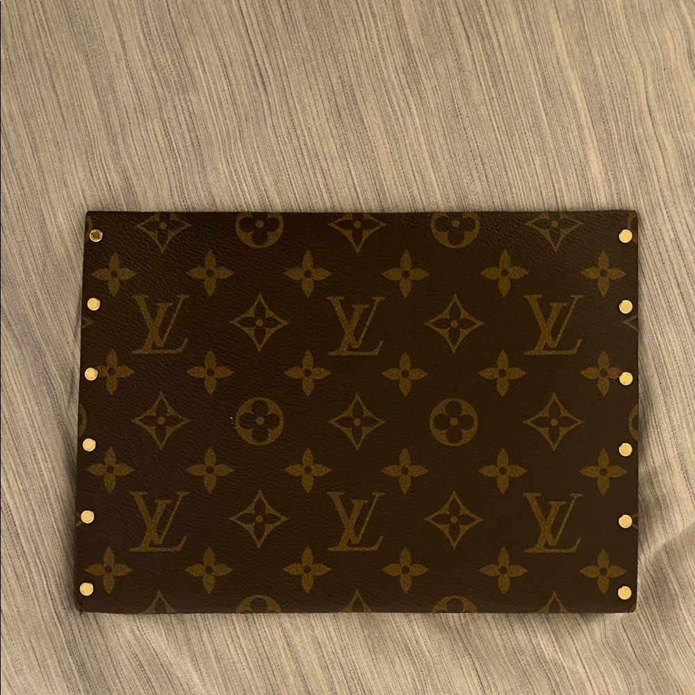 Louis Vuitton Monogram Rivets Envelope - Picture 10 of 12